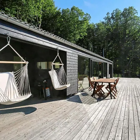 Дом отдыха Idyllic Holiday In With Sauna